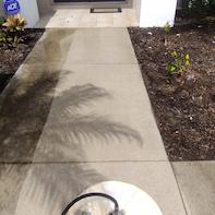 Stunning-Driveway-Cleaning-in-Englewood-FL 3